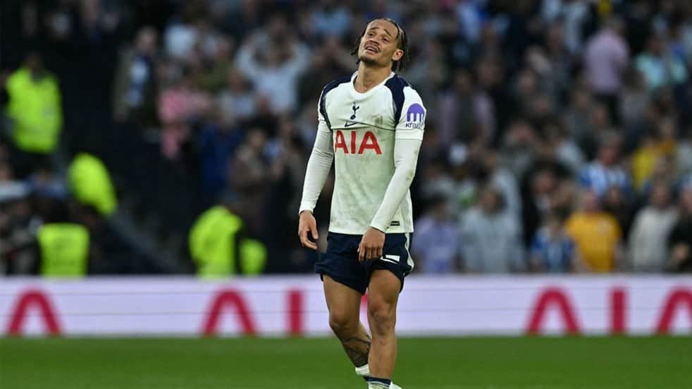 Tottenham kâbustan kurtulamıyor!