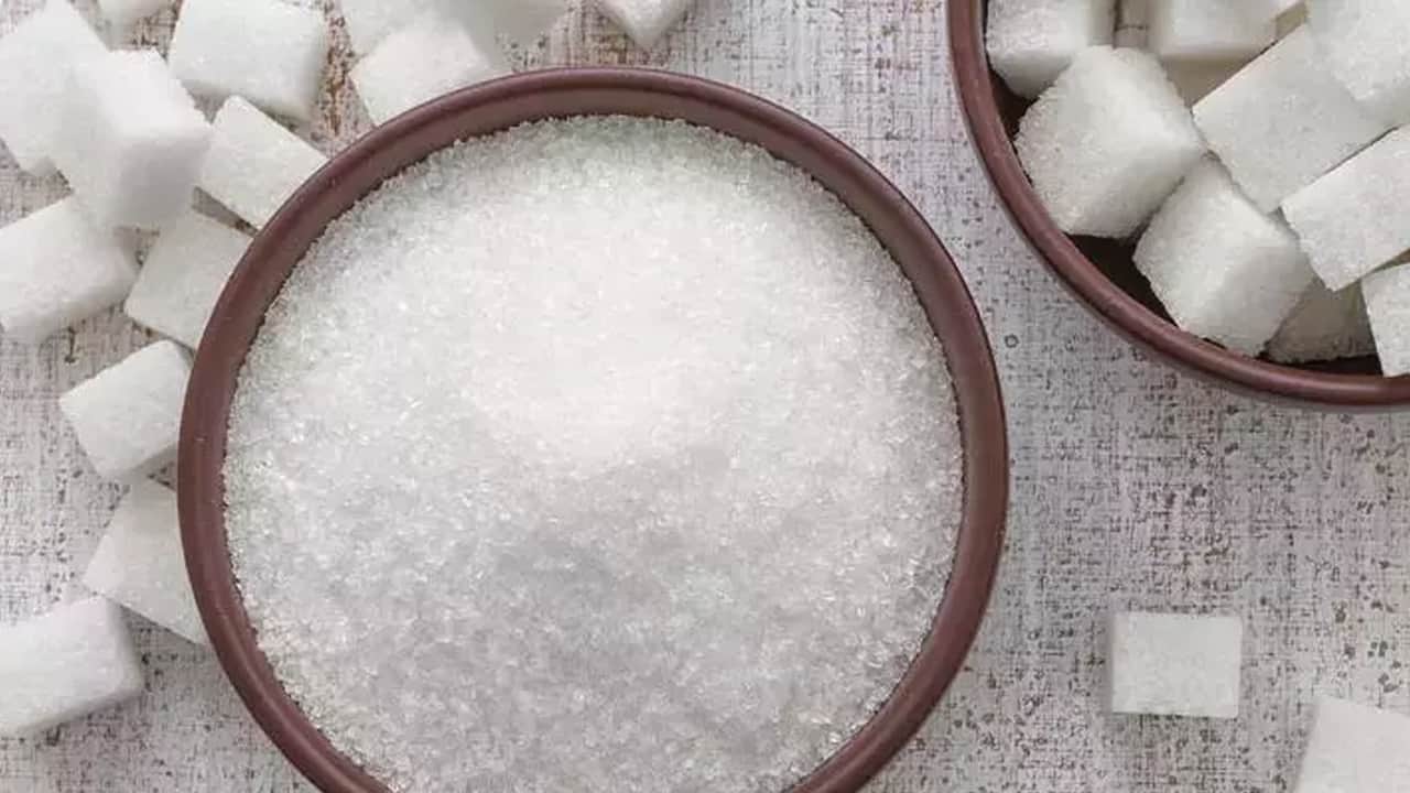 Toz mu, küp mü? Şekerin hangisi daha zararlı?