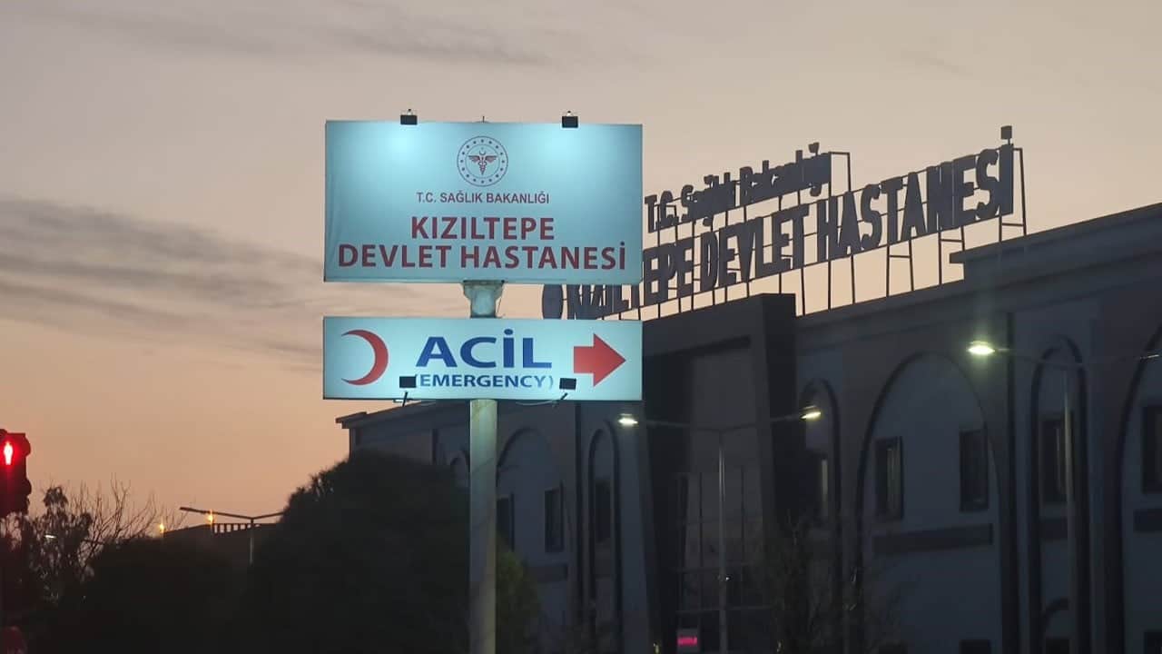 Traktörünü çamurdan çıkarmak isterken can verdi
