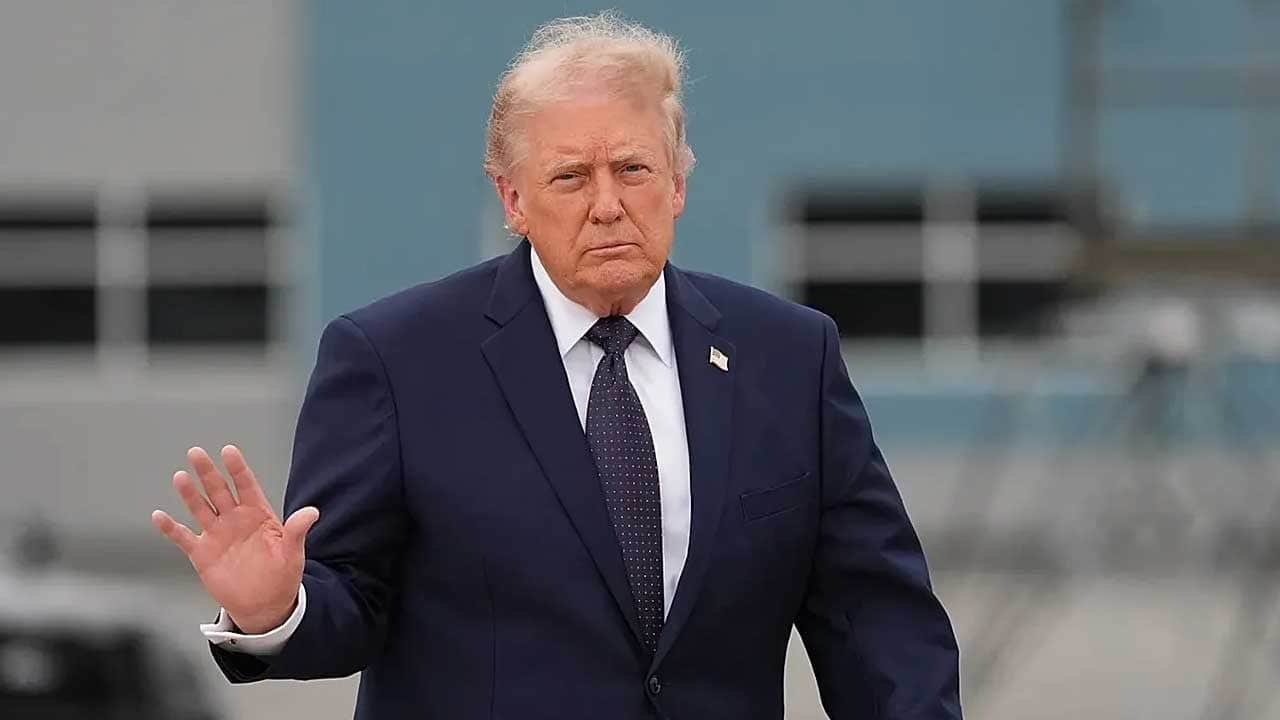 Trump, hava koşulları nedeniyle kabinesiyle Camp David’e yapacağı geziyi iptal etti