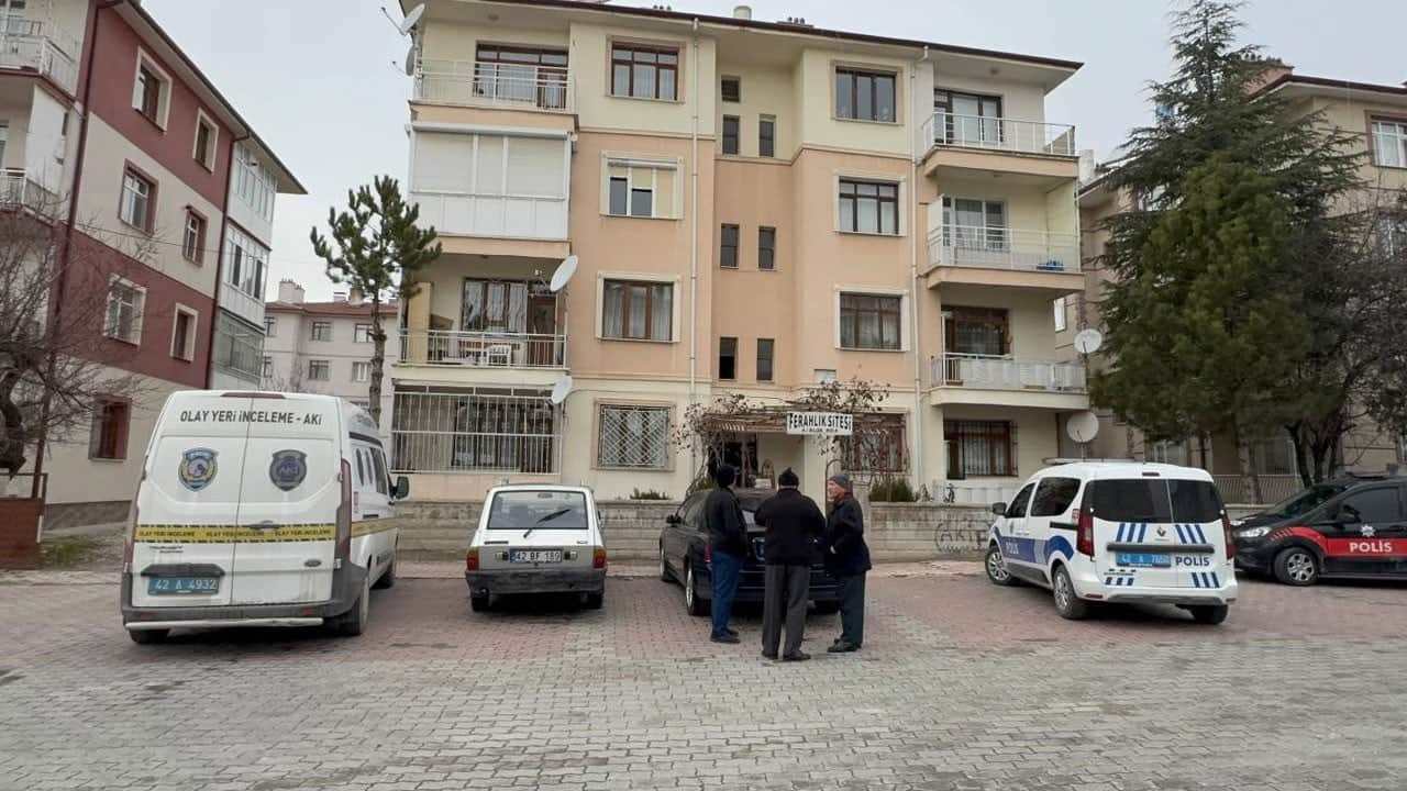 Tüfeği temizlerken canından oluyordu!