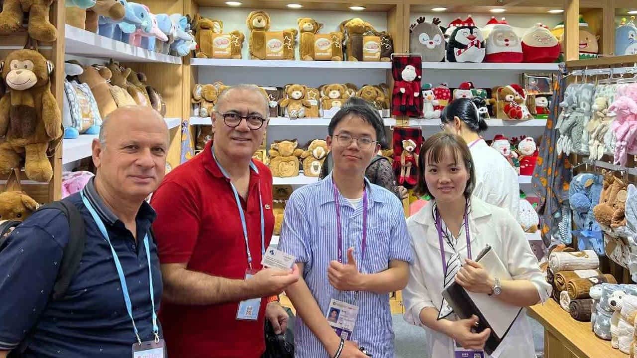 Türk iş insanları Canton Fuarı’nda yeni ticaret köprüleri kurdu