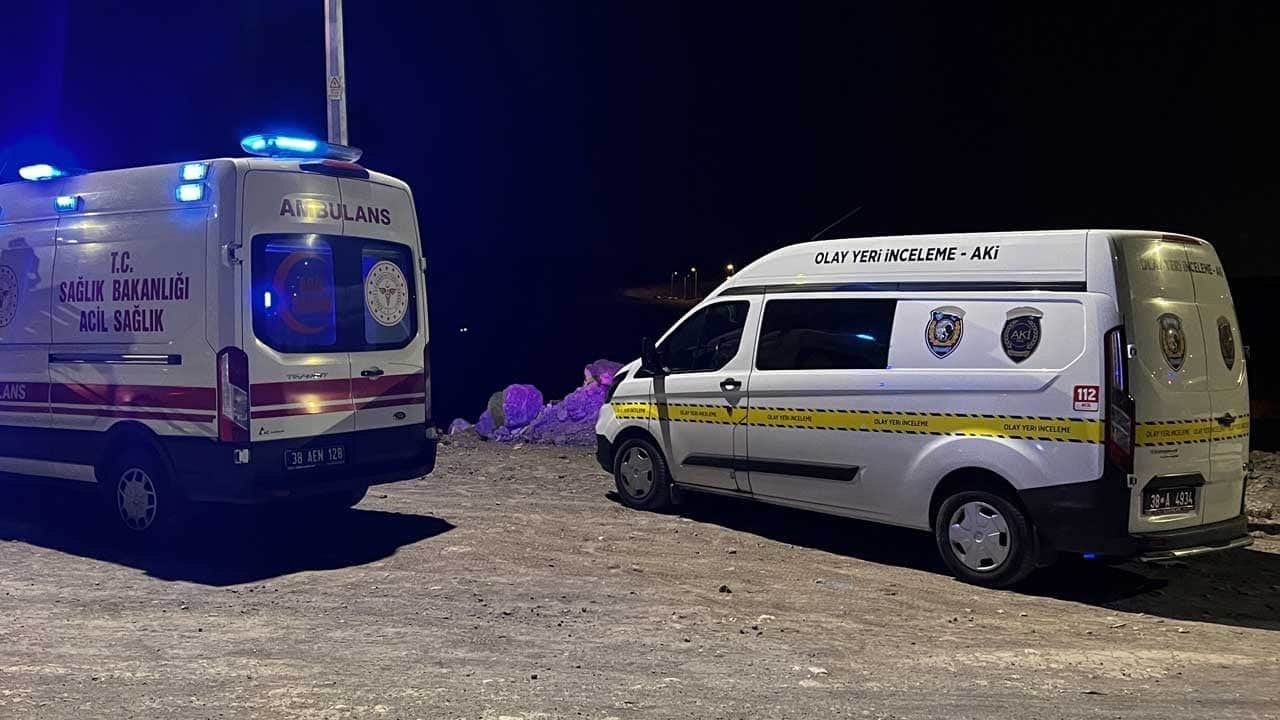 Uçuruma yuvarlanan otomobilin sürücüsü hayatını kaybetti