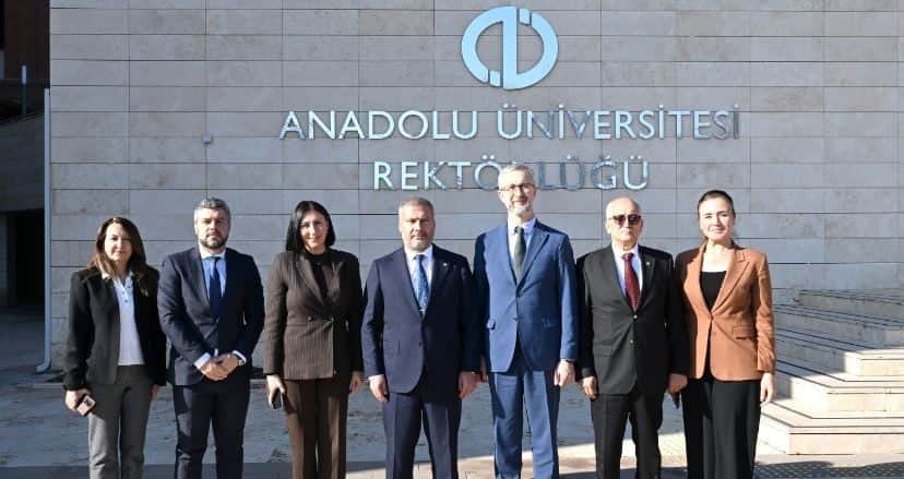 Ukrayna Büyükelçisi Celal’den Anadolu Üniversitesine ziyaret