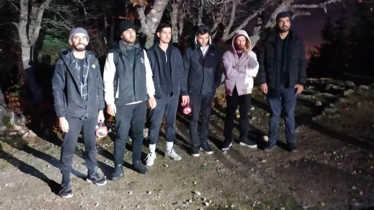 Uludağ'da macera pahalıya patladı: İzinsiz yürüyüş yapan 6 gence büyük ceza!
