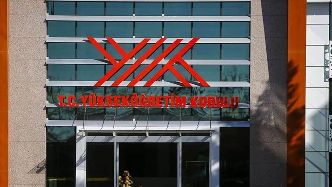 Üniversitelerde devrim gibi karar: Lisans eğitimi 3 yıla iniyor