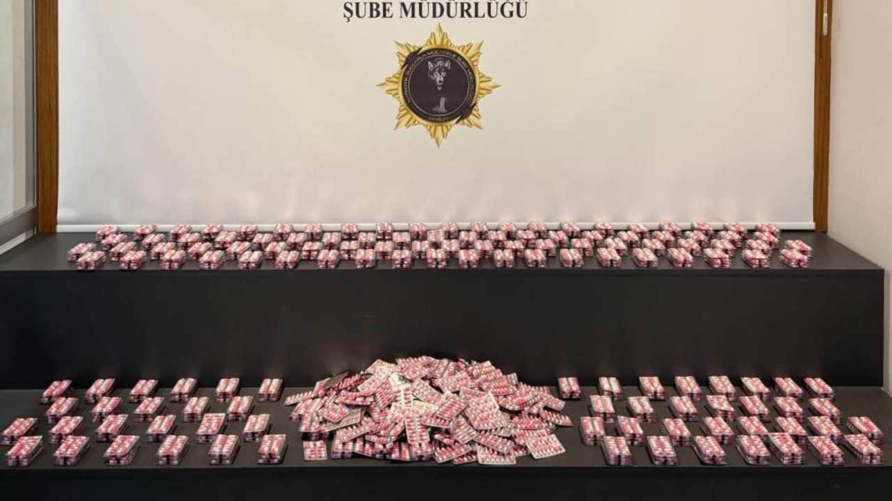 Uyuşturucuya geçit yok! 15 binden fazla hap ele geçirildi
