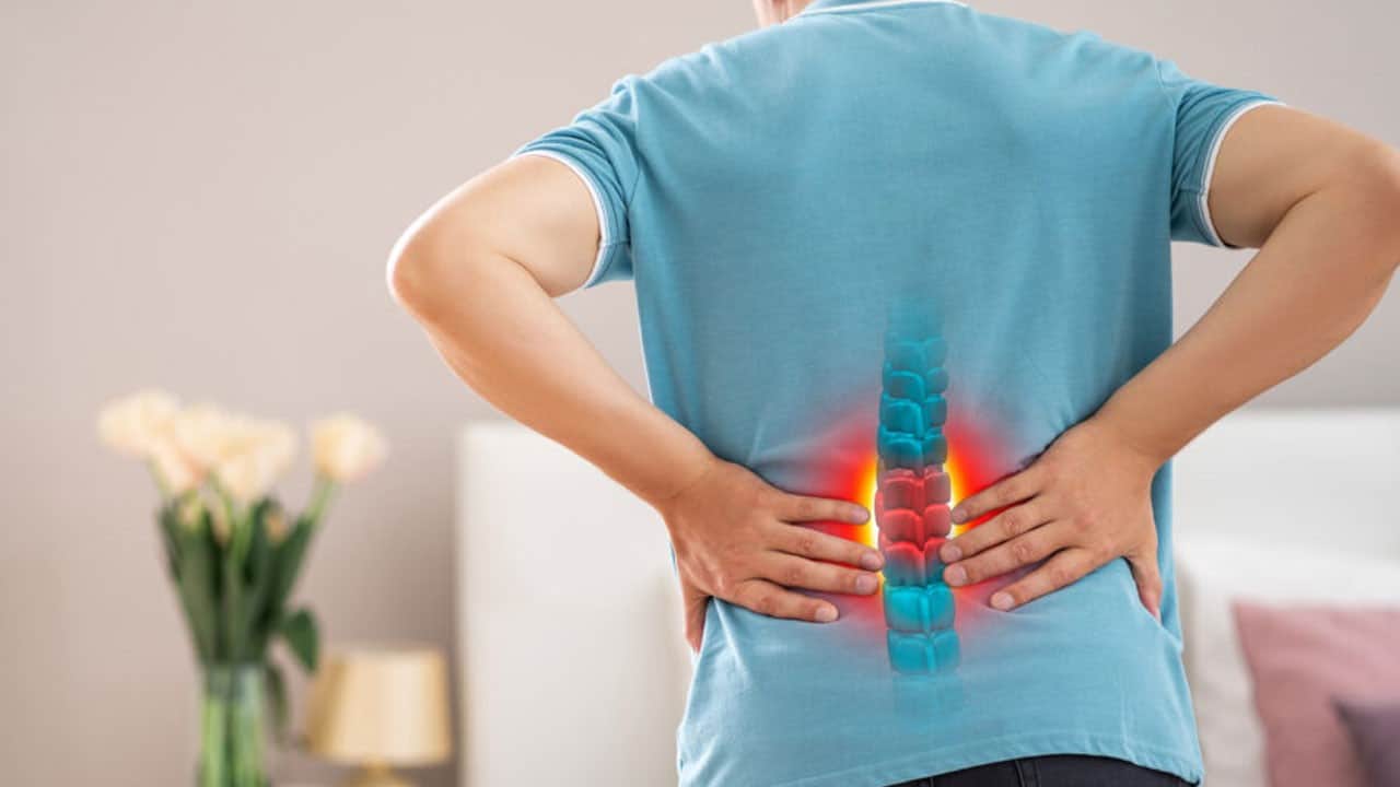 Uzman isimden önemli uyarı! Siz siz olun bel fıtığı ağrısını ertelemeyin
