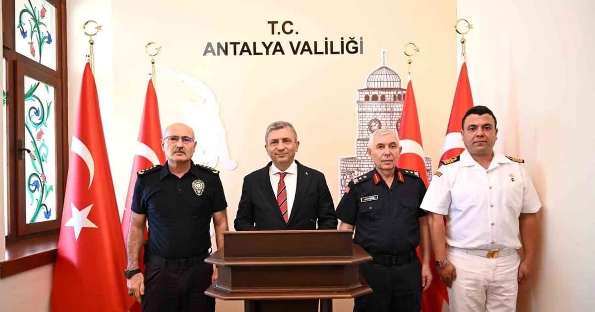 Vali Şahin: Ağustosta Antalya'daki 12 bin asayiş olayının yüzde 99,9'u aydınlatıldı