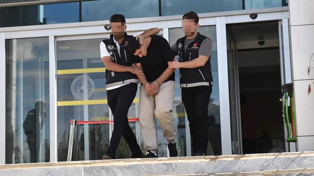 Valiz ve kolilerden uyuşturucu fışkırdı: 1 gözaltı!