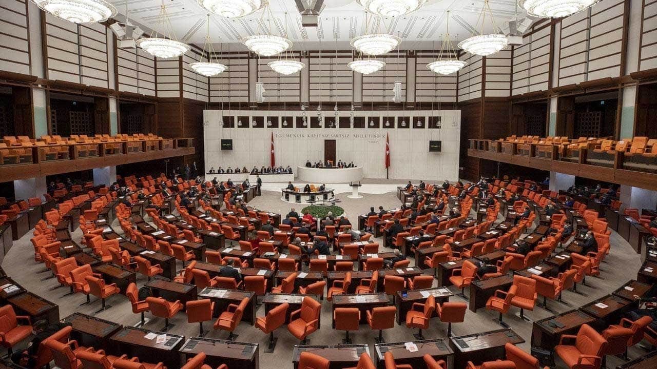 Vergi düzenlemelerini içeren kanun teklifi TBMM'de kabul edildi