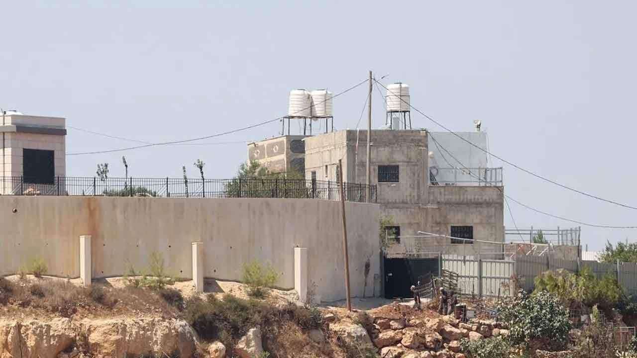 Vicdansız alçaklar yasa da tanımıyorlar! İşgalci siyonistten Hristiyana da zulüm