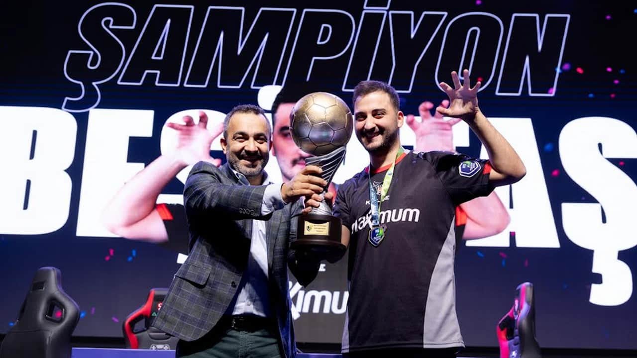 Yaay eTürkiye Kupası’nda şampiyon Beşiktaş oldu