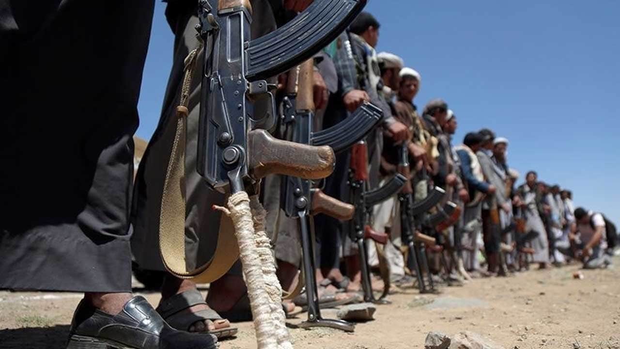 Yemen hükümeti, Husileri uyardı