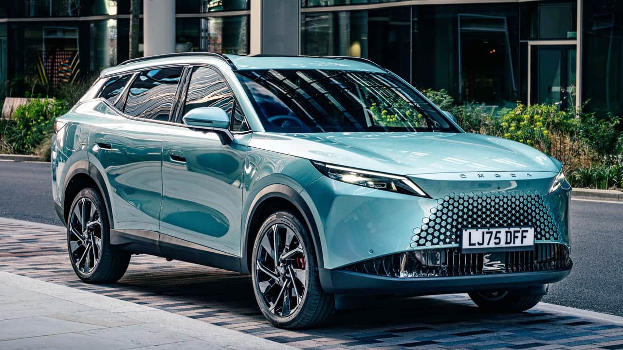 Yeni SUV OMODA 7, moda ve şehir kültürünü birleştirdi!