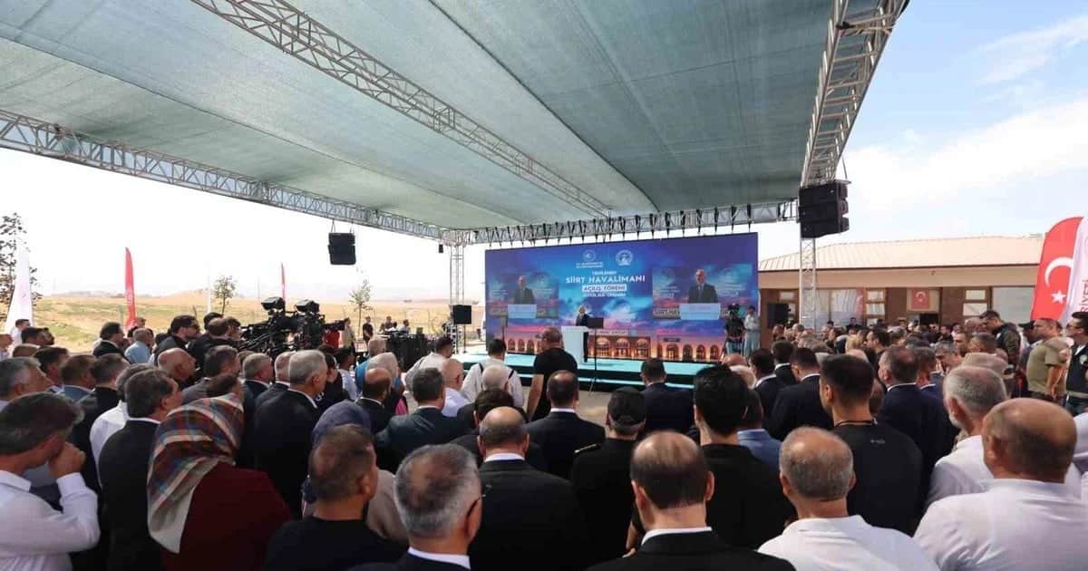 Yenilenen Siirt Havalimanı'nda yıllık yolcu kapasitesi 100 binden 250 bine çıkarıldı
