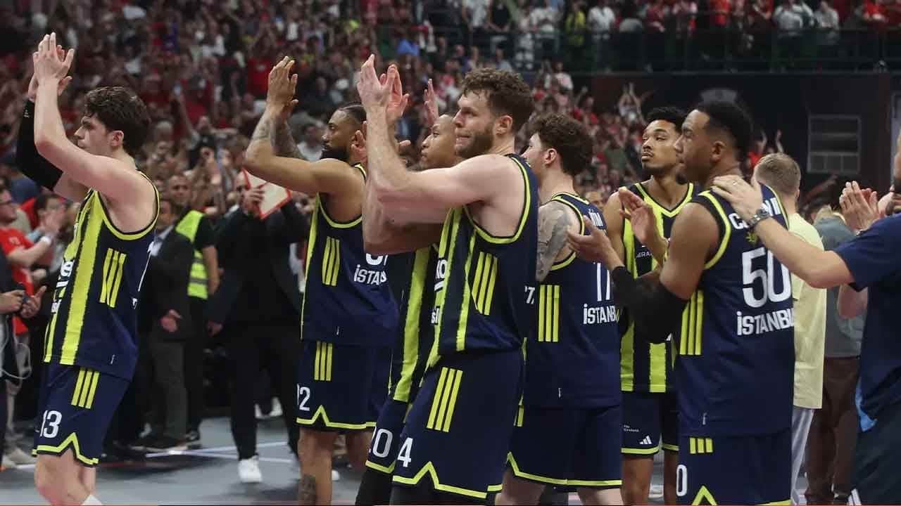 Yunanistan'da Türk taraftarlara büyük saygısızlık! Fenerbahçe Atina'daki organizasyon rezaletine karşı savaş açtı!