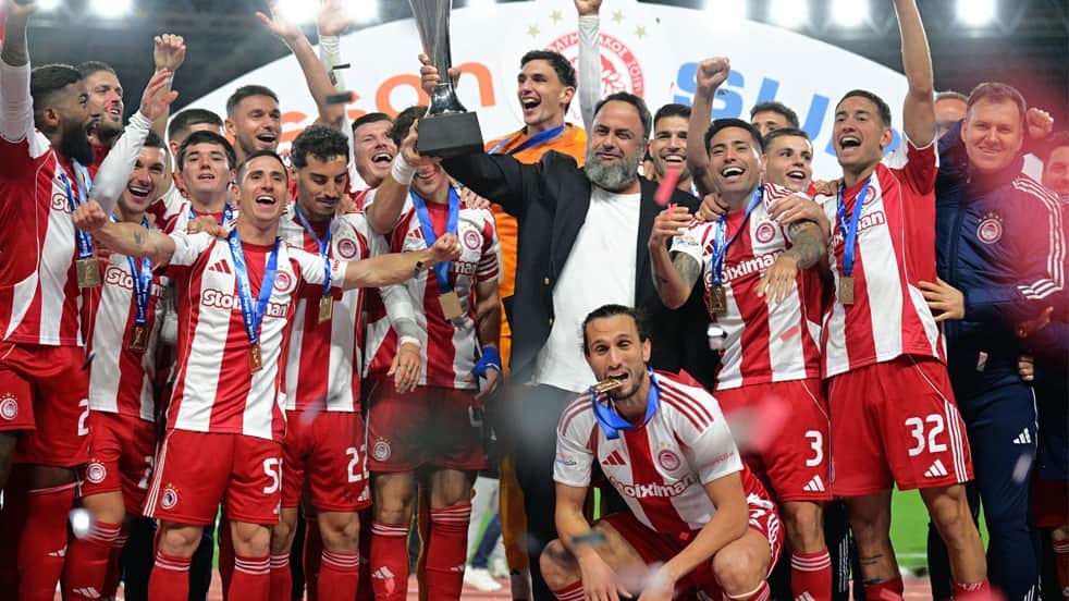 Yusuf Yazıcı attı, Olympiakos Süper Kupa’yı kaptı