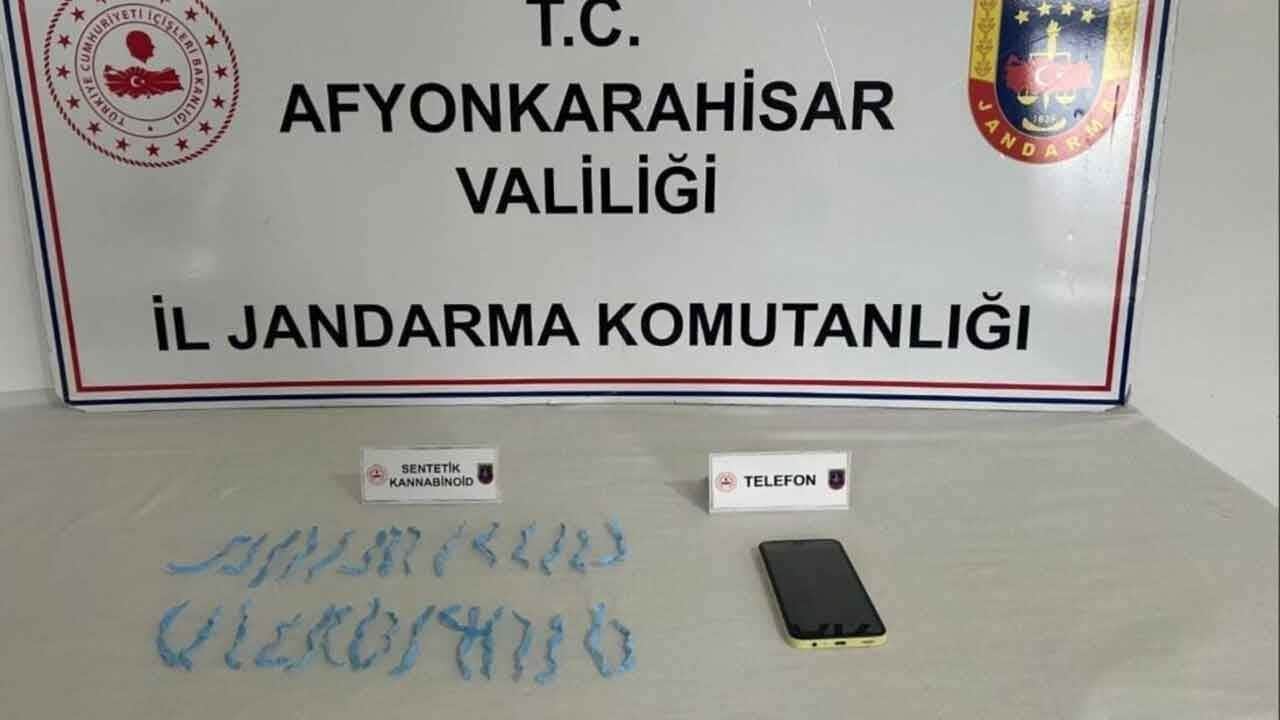 Zehir tacirlerine geçit yok! Uyuşturucu şüphelisi demir parmaklıklar ardında