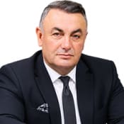 Halil El