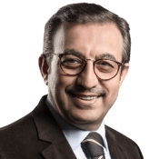 Refik Tuzcuoğlu