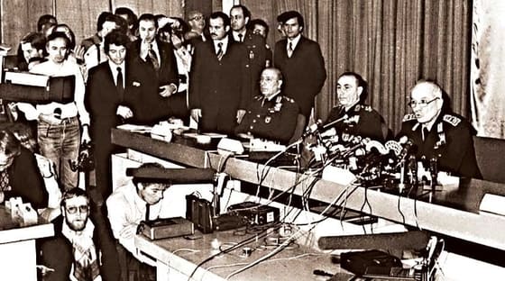 12 Eylül’ün Gölgesinden Milletin Anayasasına