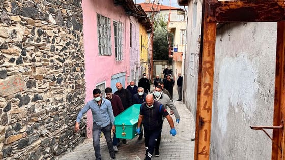2 gündür haber alınamıyordu! Evinde ölü bulundu