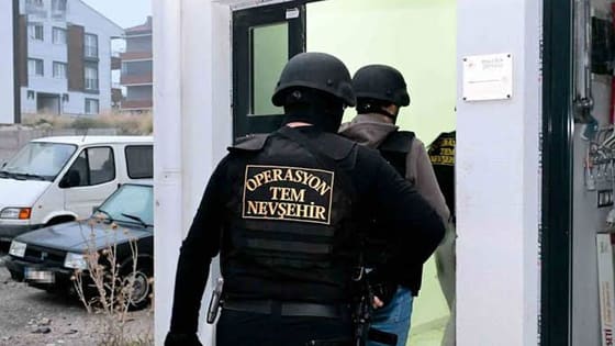 4 ilde eş zamanlı operasyon! Dijital zehir ağına darbe: 34 gözaltı!