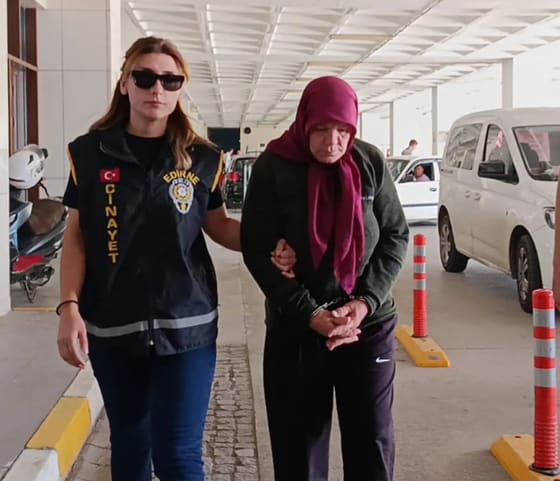 66 yaşındaki kadın Yunanistan’a kaçarken sınırda yakalandı! Sebebi dudak uçuklattı