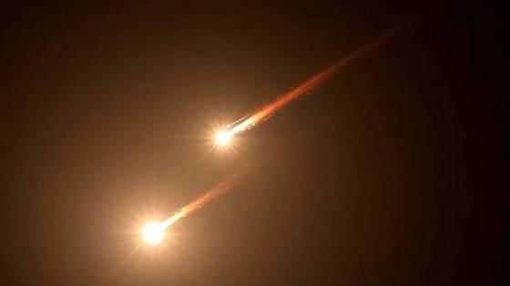 Aden’e füze ve İHA saldırısı: Burayka’da binalar hasar gördü