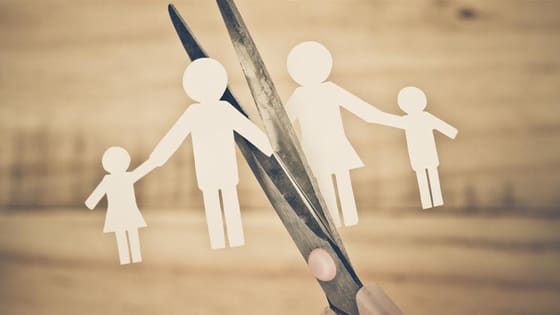 Aile kurumu son sürat çöküyor! 1 yılda 100 bin baba evden uzaklaştırıldı!