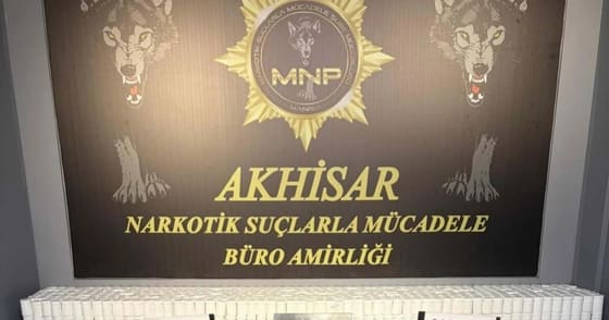 Akhisar'da polis operasyonunda 110 bin 60 sentetik ecza hapı ele geçirildi