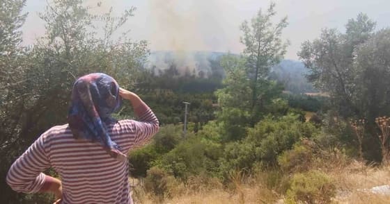 Antalya Aksu'daki orman yangınının 21. saatinde müdahale bin 37 personelle sürüyor