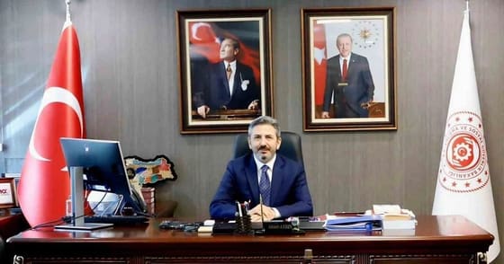 Bakan Yardımcısı Aydın: Türkiye, eksenler arasında hareket eden bağımsız bir aktör