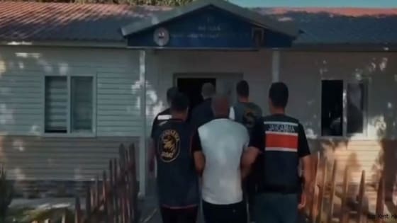 Bir izmarit, bir boya parçası! Yılların düğümünü küçük izler çözdü
