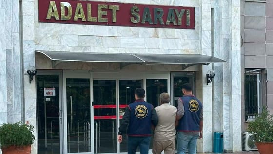 Camideki yardım kutusundan para çalan şüpheli tutuklandı!