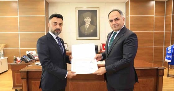 Çankırı'da nefes borusuna şeker kaçan çocuğu kurtaran polislere başarı belgesi