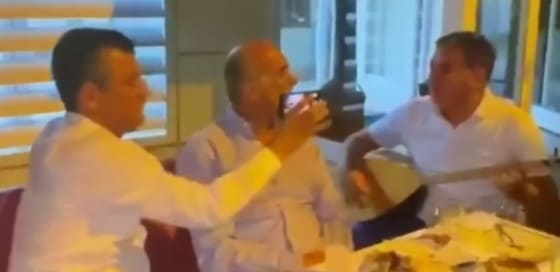 Ezan okunurken içkili alem skandalı! Özgür Özel'in adı uyuşturucu ve fuhuş bataklığında!