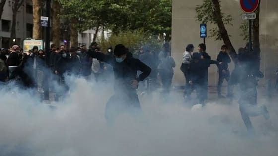 Fransa’da 1793 gözaltı, 235 yaralı! Liseli eylemlerine karanlık eller uzandı