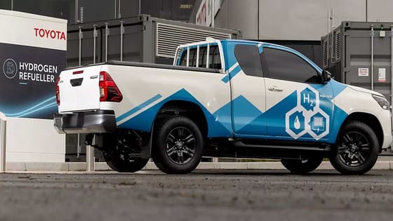 Hidrojenli Toyota Hilux yola çıktı geliyor