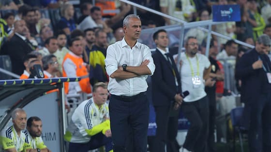 İşte, aldığı ceza! İsmail Kartal’a su şişesi atan taraftar yakalandı