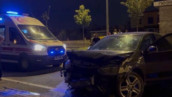 Kayseri’de otomobil duvara çarptı: Sürücü hastaneye kaldırıldı