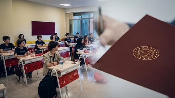 MEB'i dünya konuşuyor! Devlet okulları özel okullardan daha başarılı