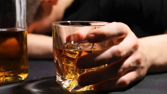 Özgür Özel ucuzlatmak istiyordu: Brüksel’de alkol yasağı 4 yıl uzatıldı