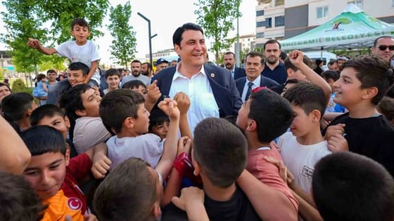 Şehitkamil Belediyesinden eğitim yardımı! İlköğretim öğrencilerine 8 bin lira destek