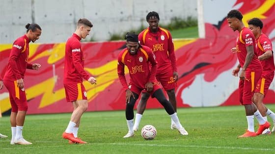 Trabzonspor kamp kadrosu belli oldu! Cim Bom Papara Park’a ‘Osimhen’siz gidiyor