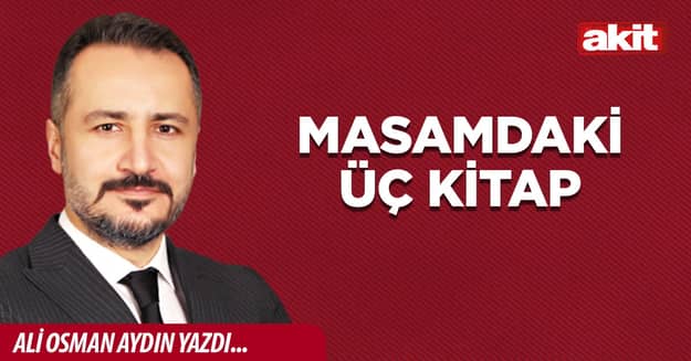 Masamdaki üç kitap