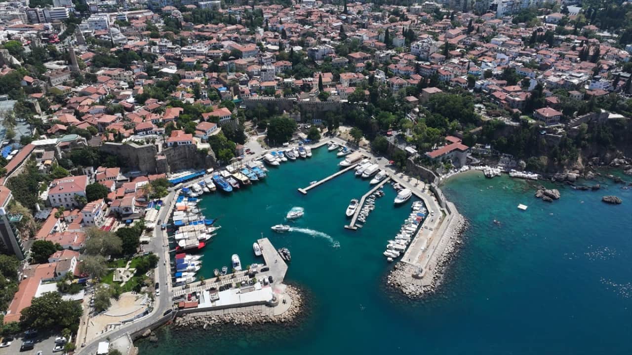 Foto - 10 günde 27 metreküp toplandı Deniz süpürgesi ile Antalya tertemiz olacak