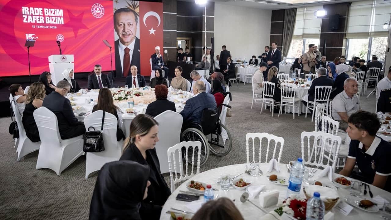 Foto - 15 Temmuz şanla şerefle yazılmış bir tarihtir