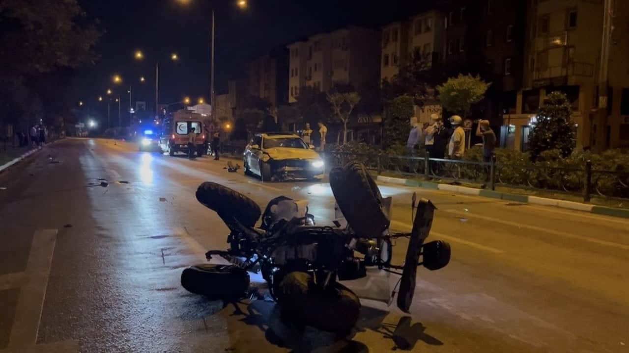 Foto - 150 kilometre hız ölüm getirdi! Çarpıp kaçtı
